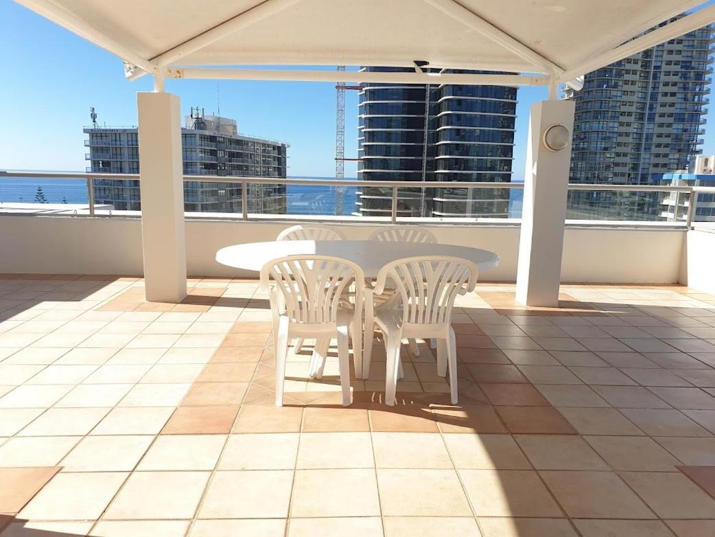 Crown Towers Resort Private Apartments Gold Coast Buitenkant foto